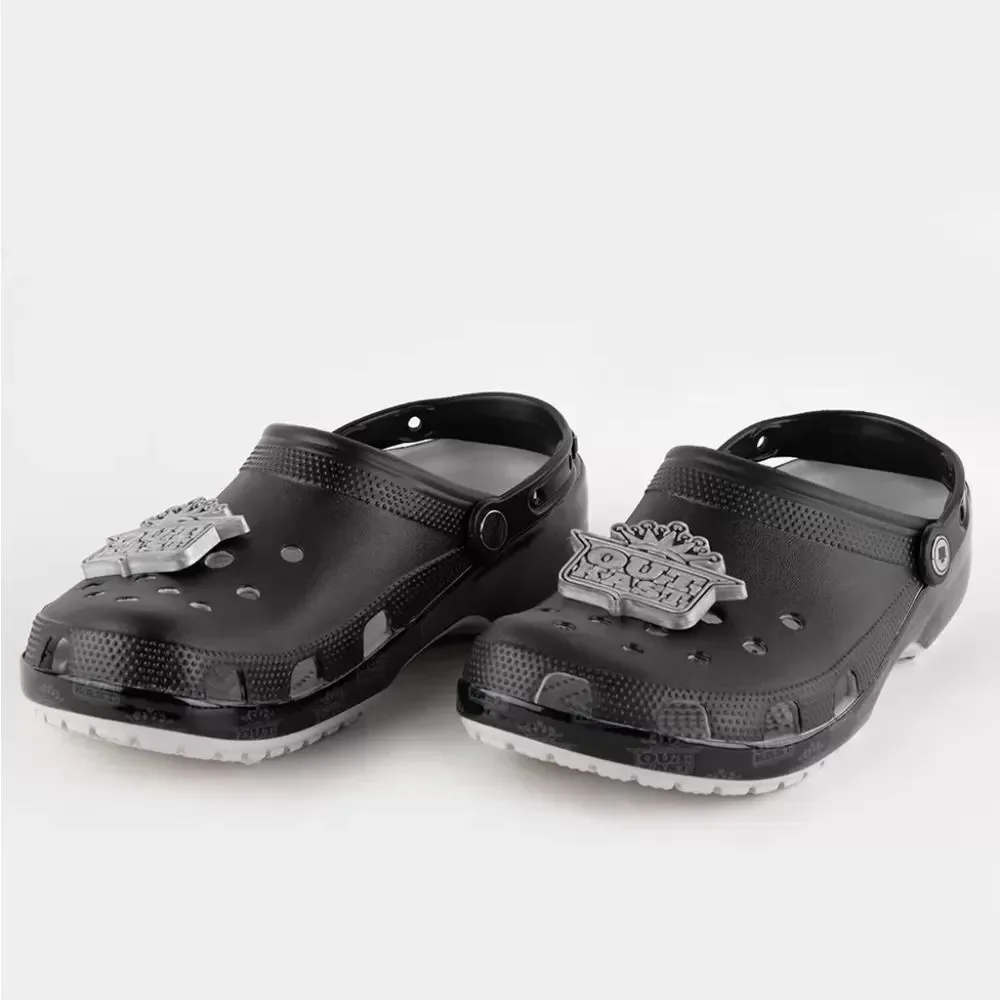 NEW NWT Crocs x Outkast Classic Clog Clogs Black & White Size Womens 10 Men's 10